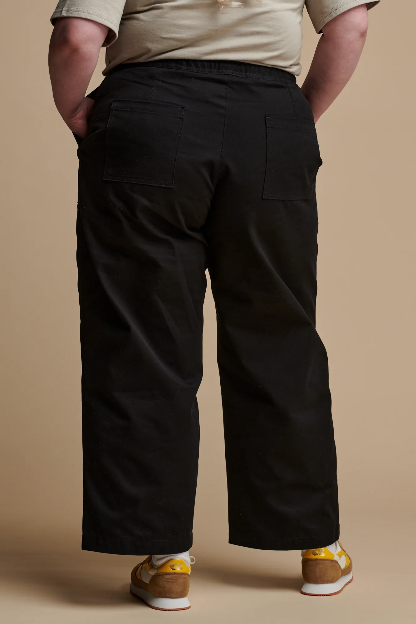 Camerawoman Drawstring Tapered Cotton Canvas Trousers - Black - Image 2
