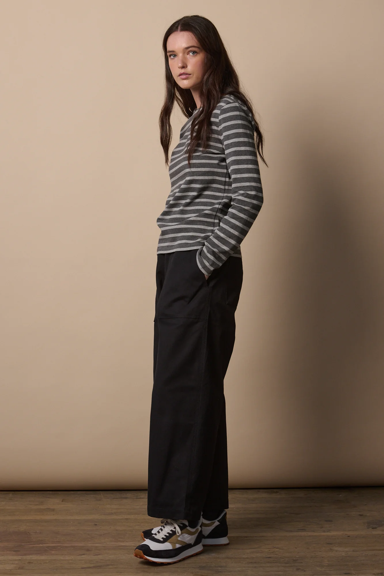 Camerawoman Drawstring Tapered Cotton Canvas Trousers - Black - Image 5