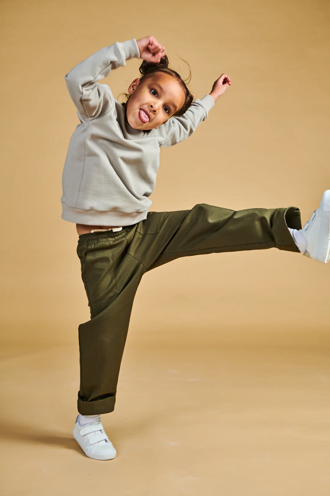Kids Sweatshirt Plastic Free - Stone - Image 3