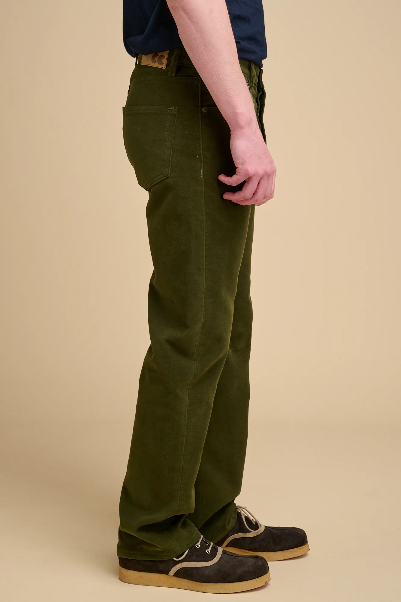 Mens Arran Loose Fit Moleskin Jean - Dark Olive - Image 5