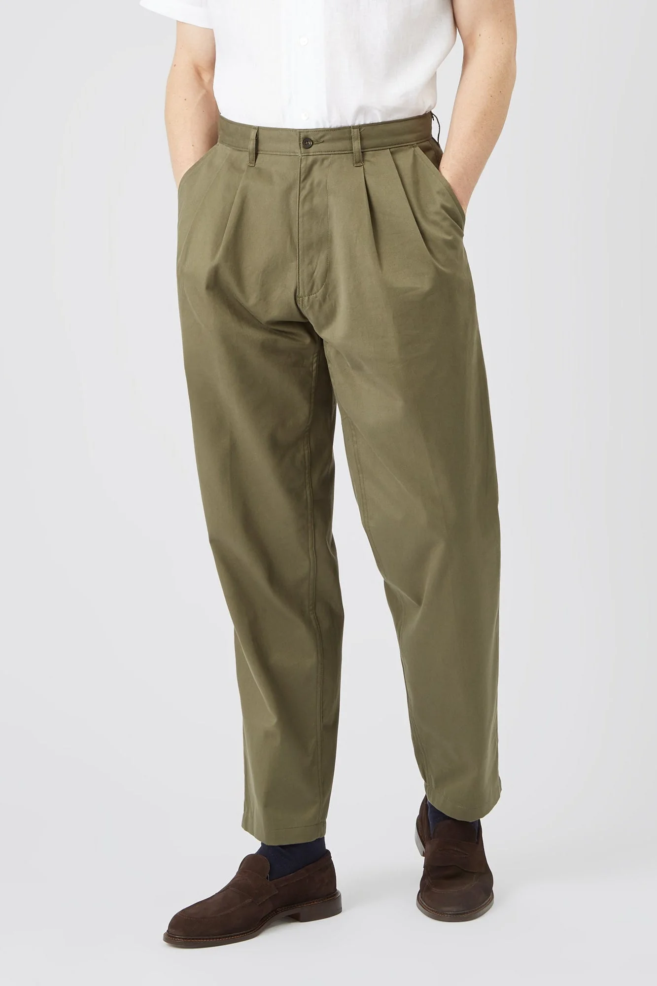 Men's Pleated Lightweight 100% Cotton Twill Chinos - Olive - Image 4