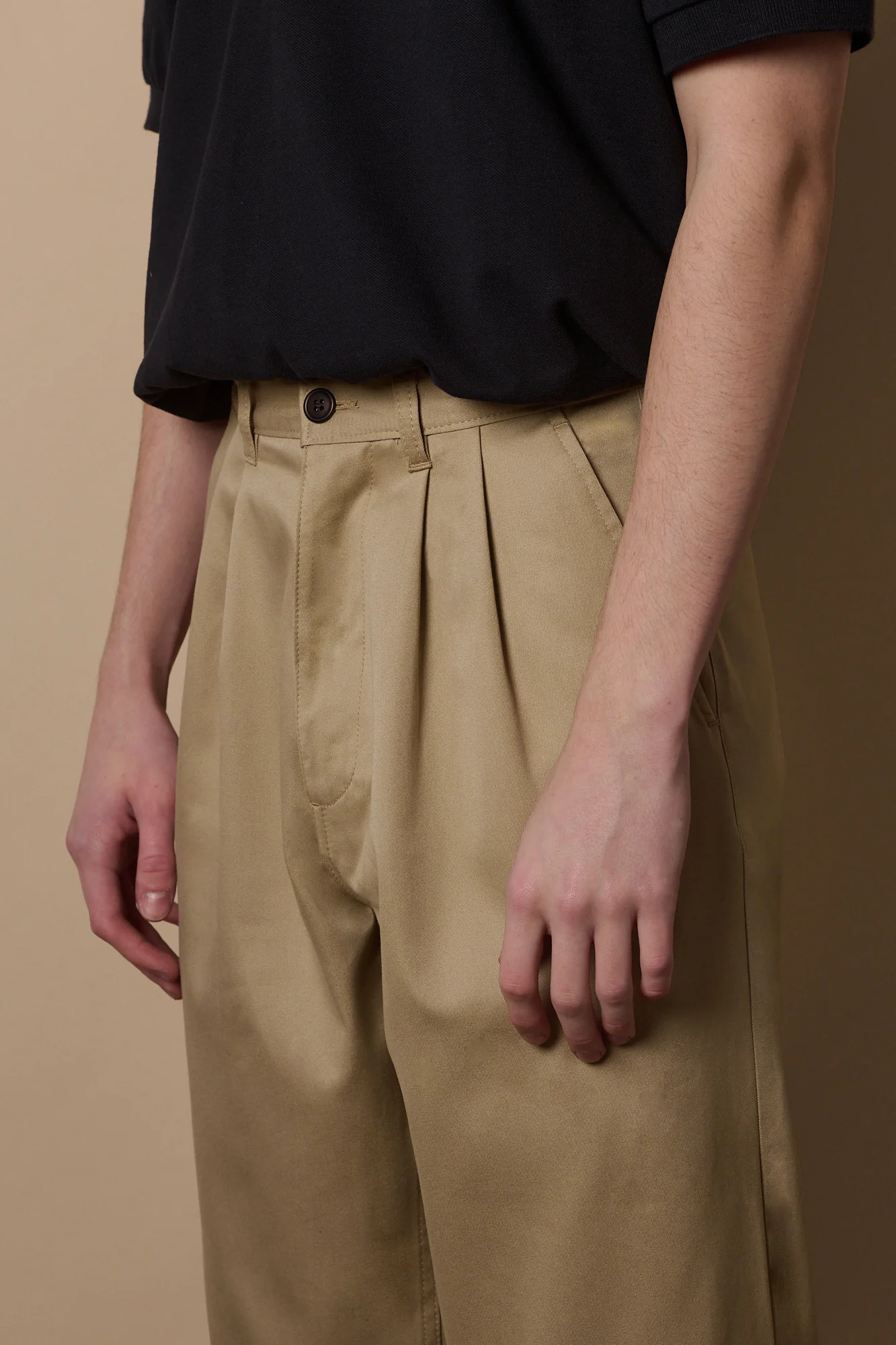 Men's Pleated Lightweight 100% Cotton Twill Chinos - Stone - Image 3