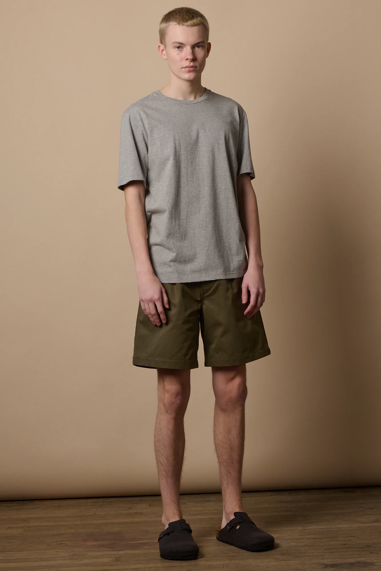 Men's Pleated Shorts - Olive - Image 4