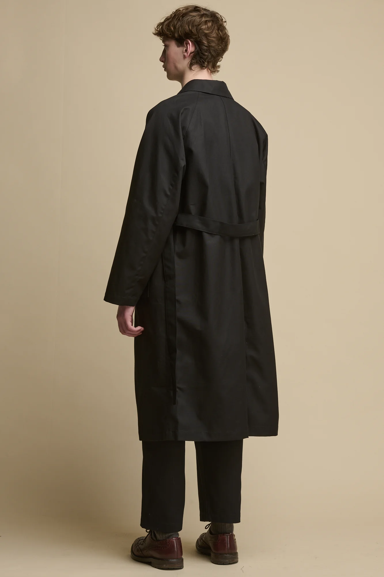 Men's Frank Belted Raglan Raincoat - Black - Image 3