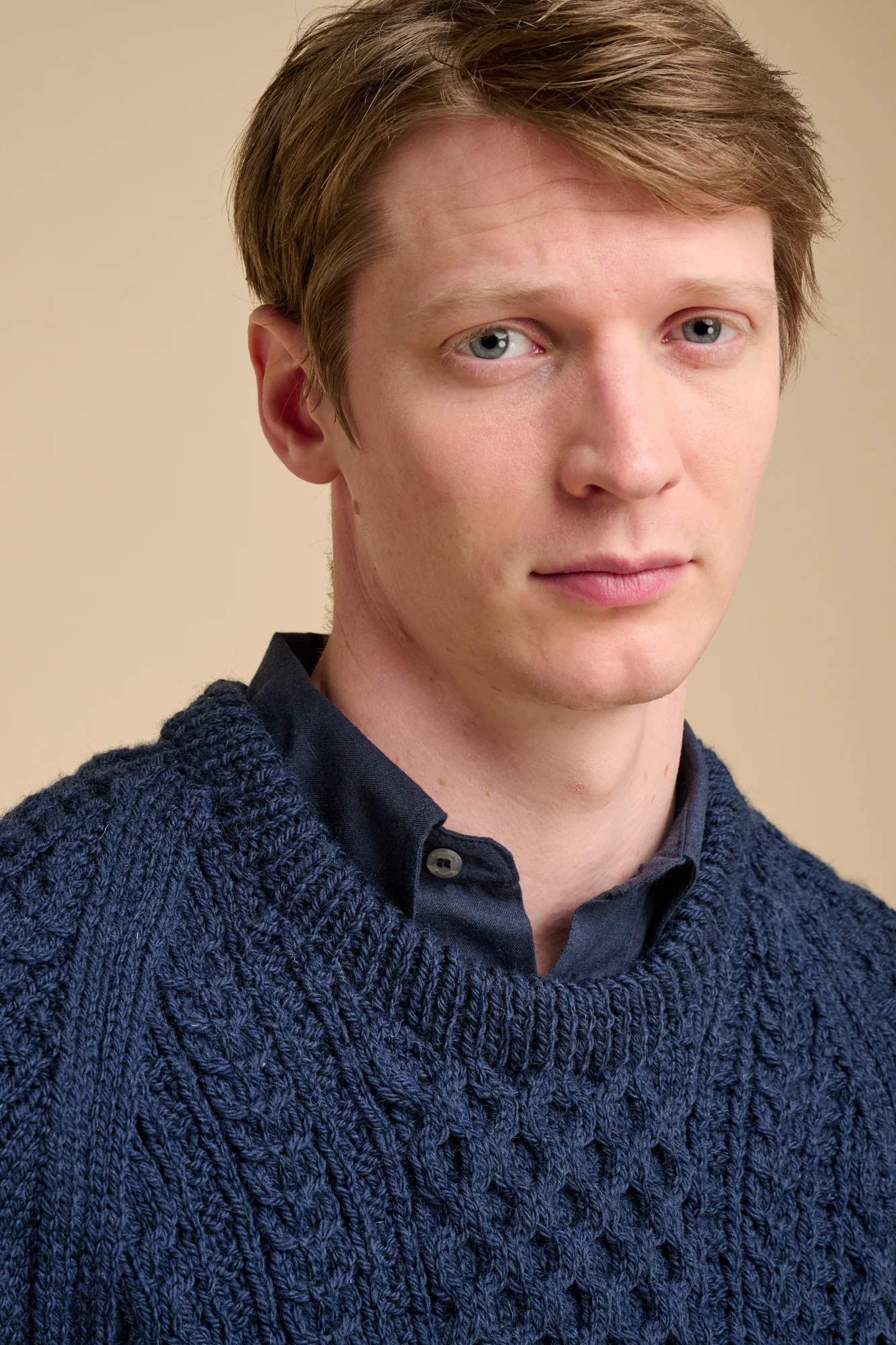 Mens Hand Knit Aran Sweater - Navy - Image 5