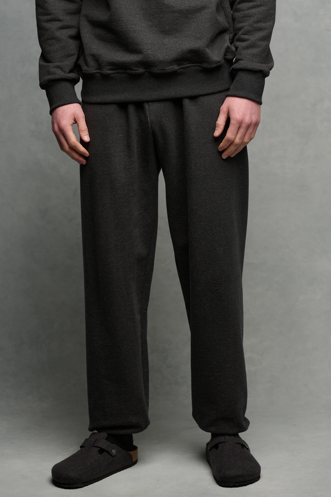 Men's Heritage Sweatpants - Charcoal - Image 2