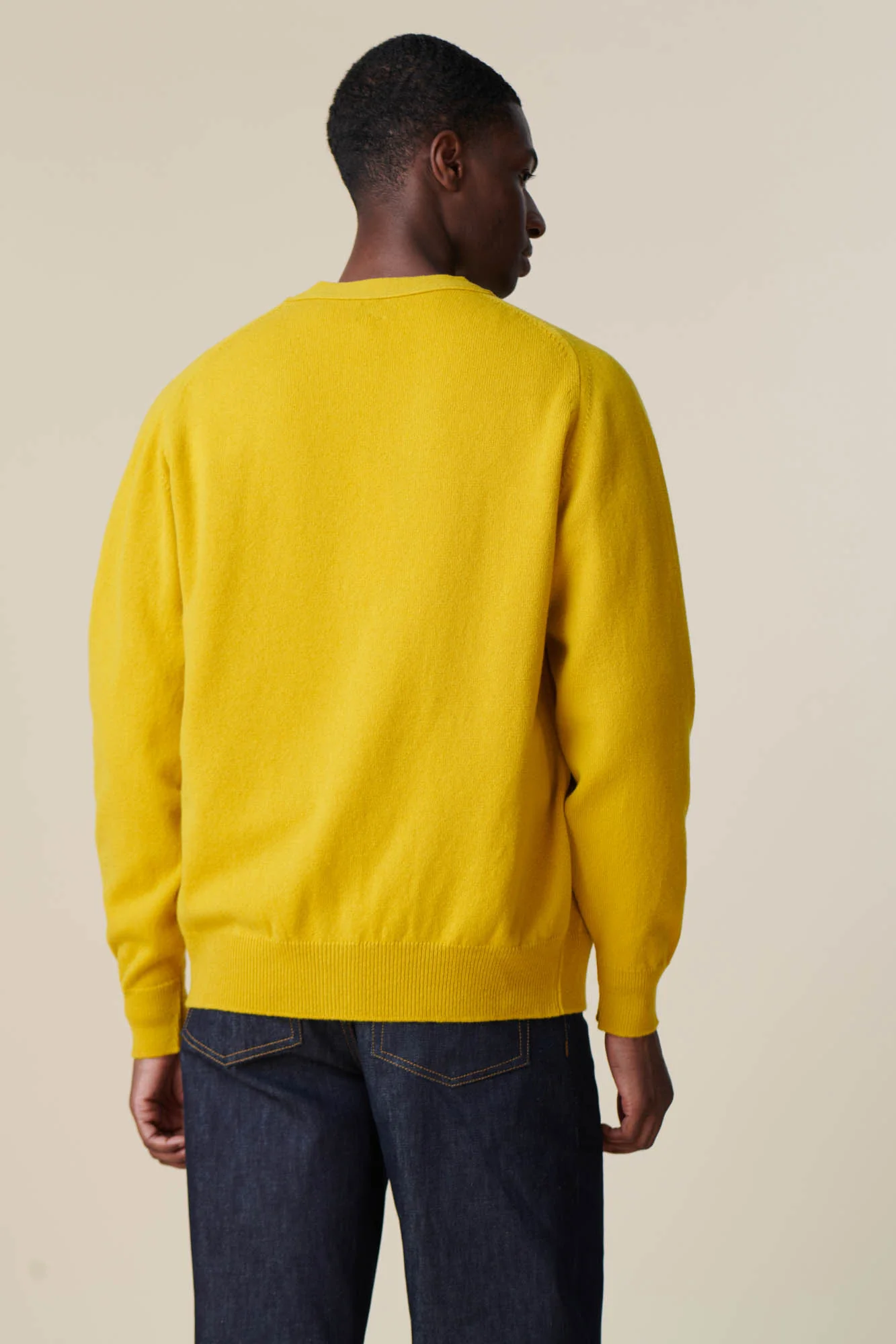 Men's Lambswool Cardigan - Piccalilli Yellow - Image 4