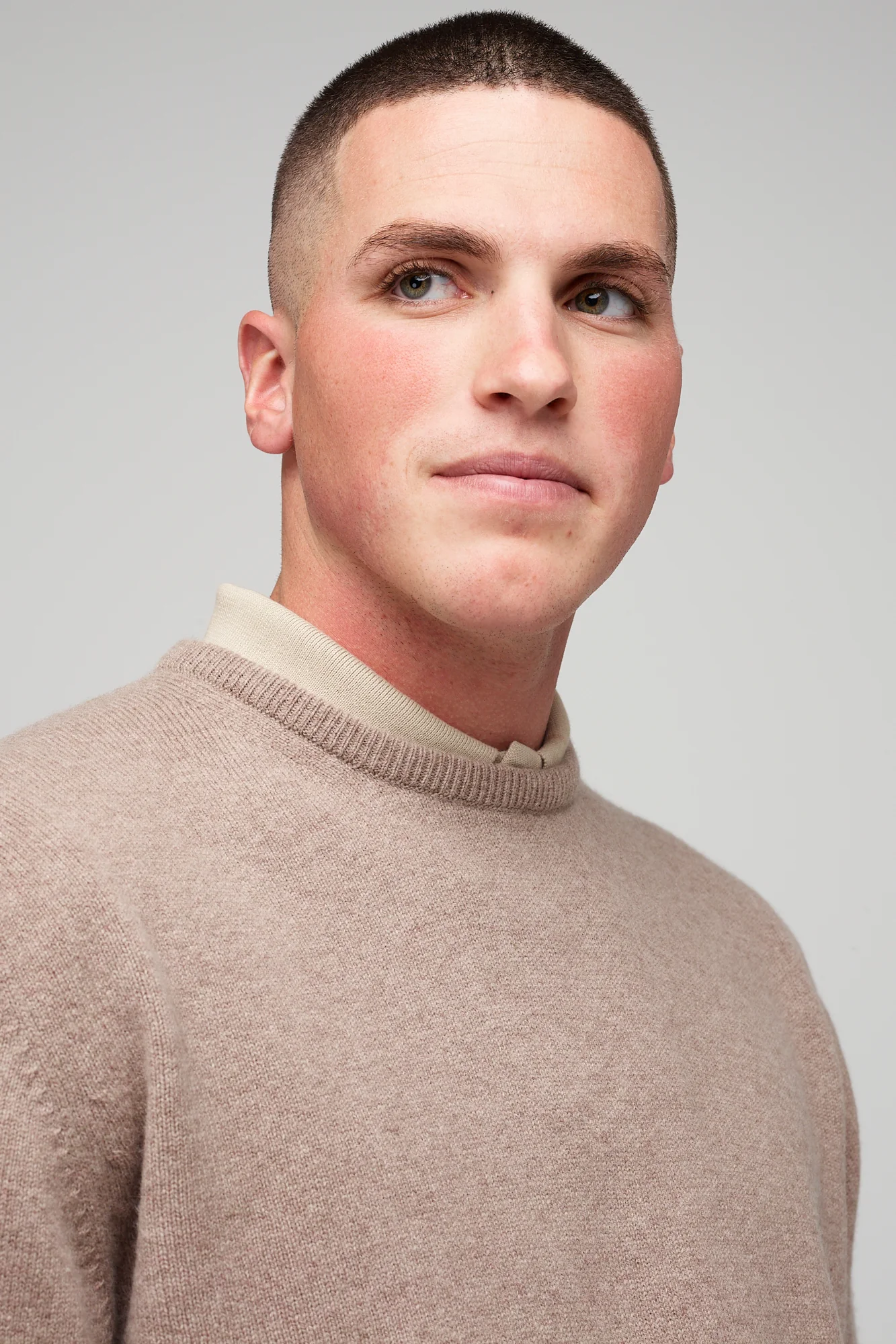 Men's Lambswool Crew Neck - Taupe - Image 5