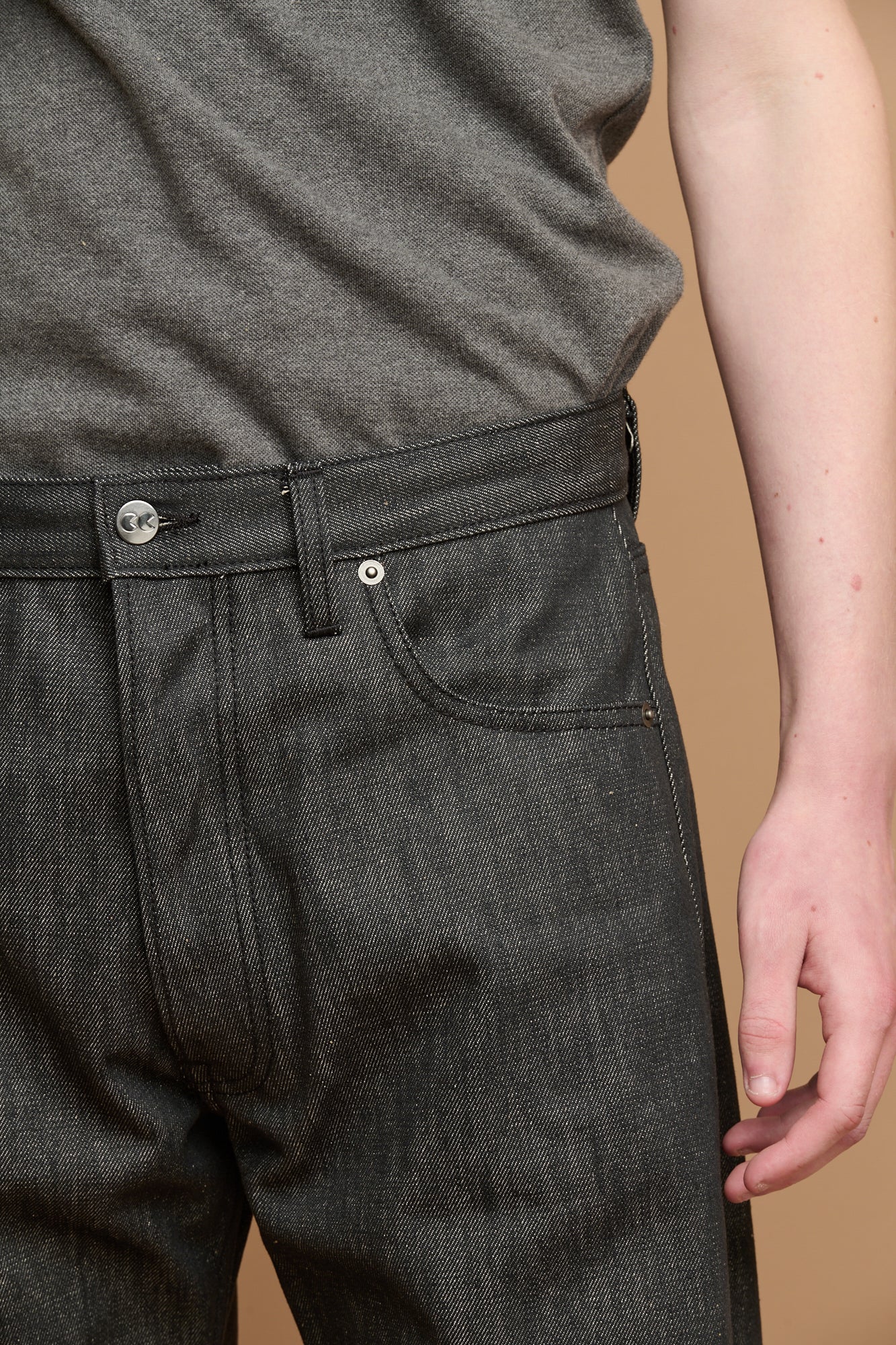 Men's Arran Loose Fit Button Fly Denim Jean - Black - Image 3