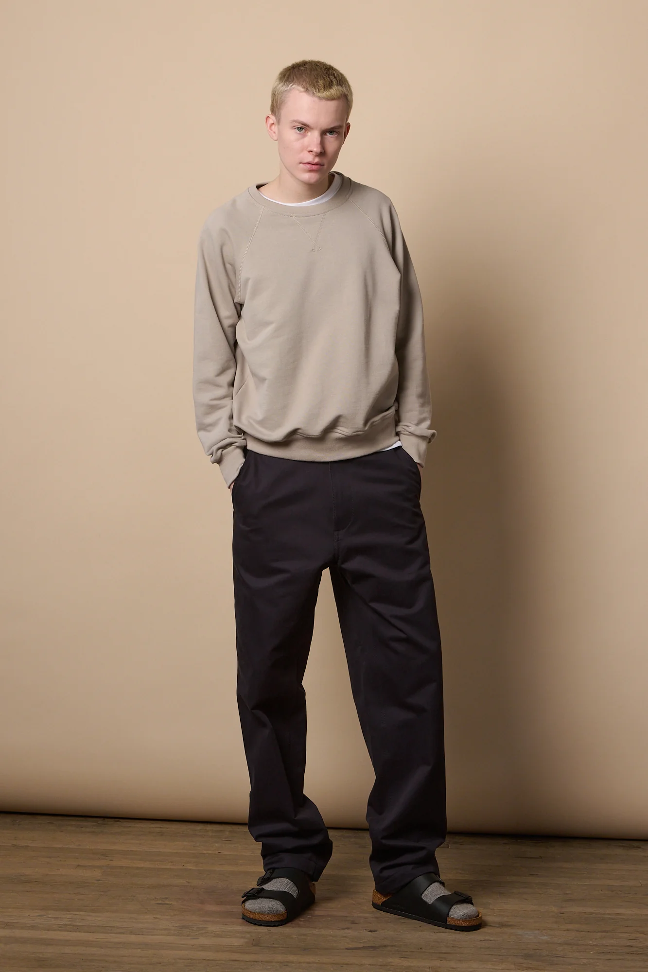 Men's Relaxed Chinos - Navy 01