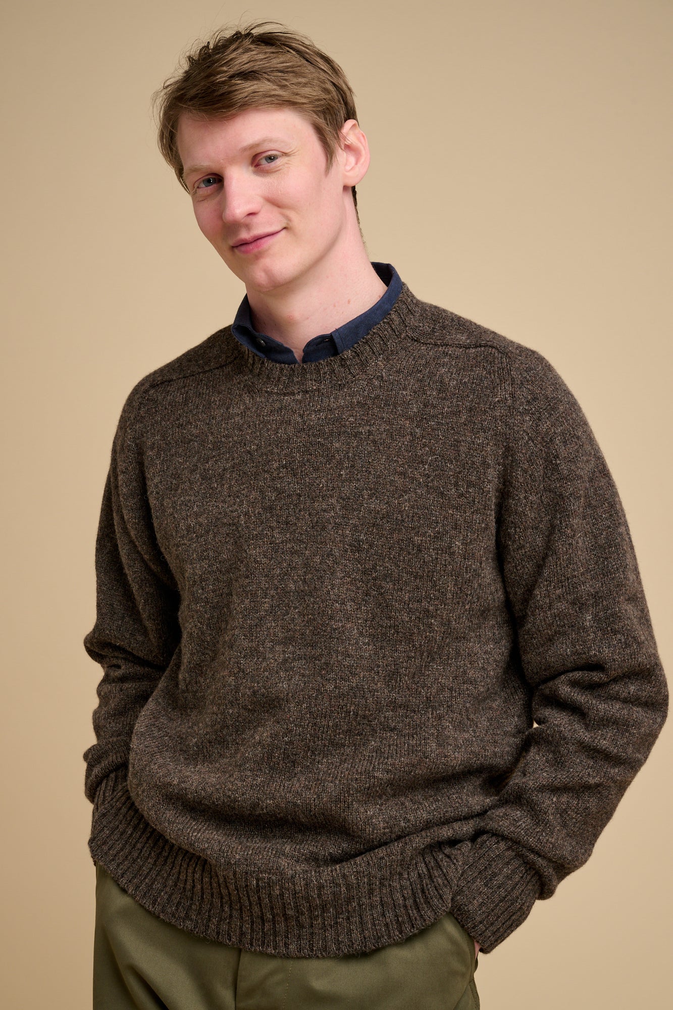 Men's Shetland Jumper - Brown - Image 2