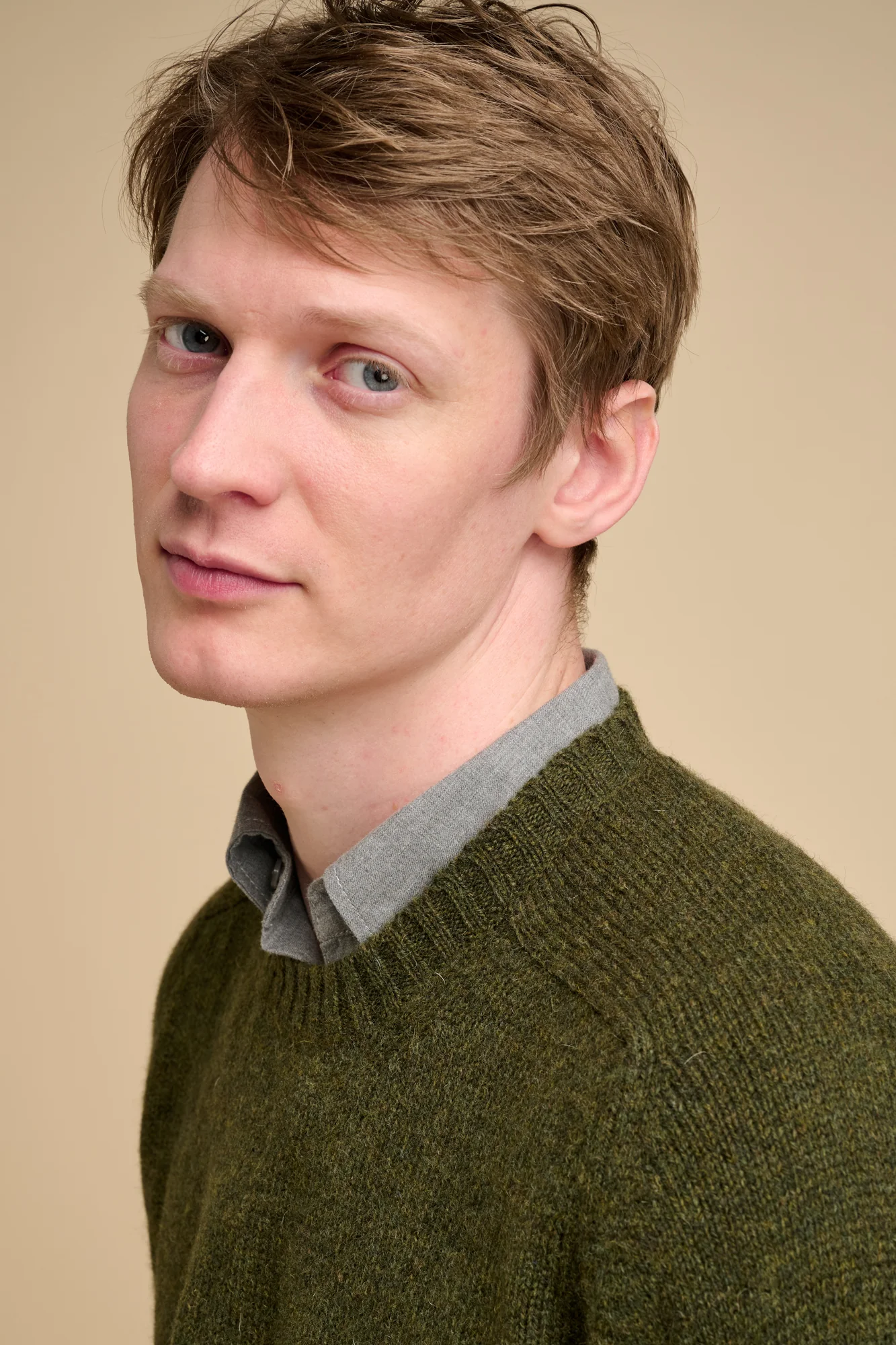 Men's Shetland Jumper - Olive - Image 3