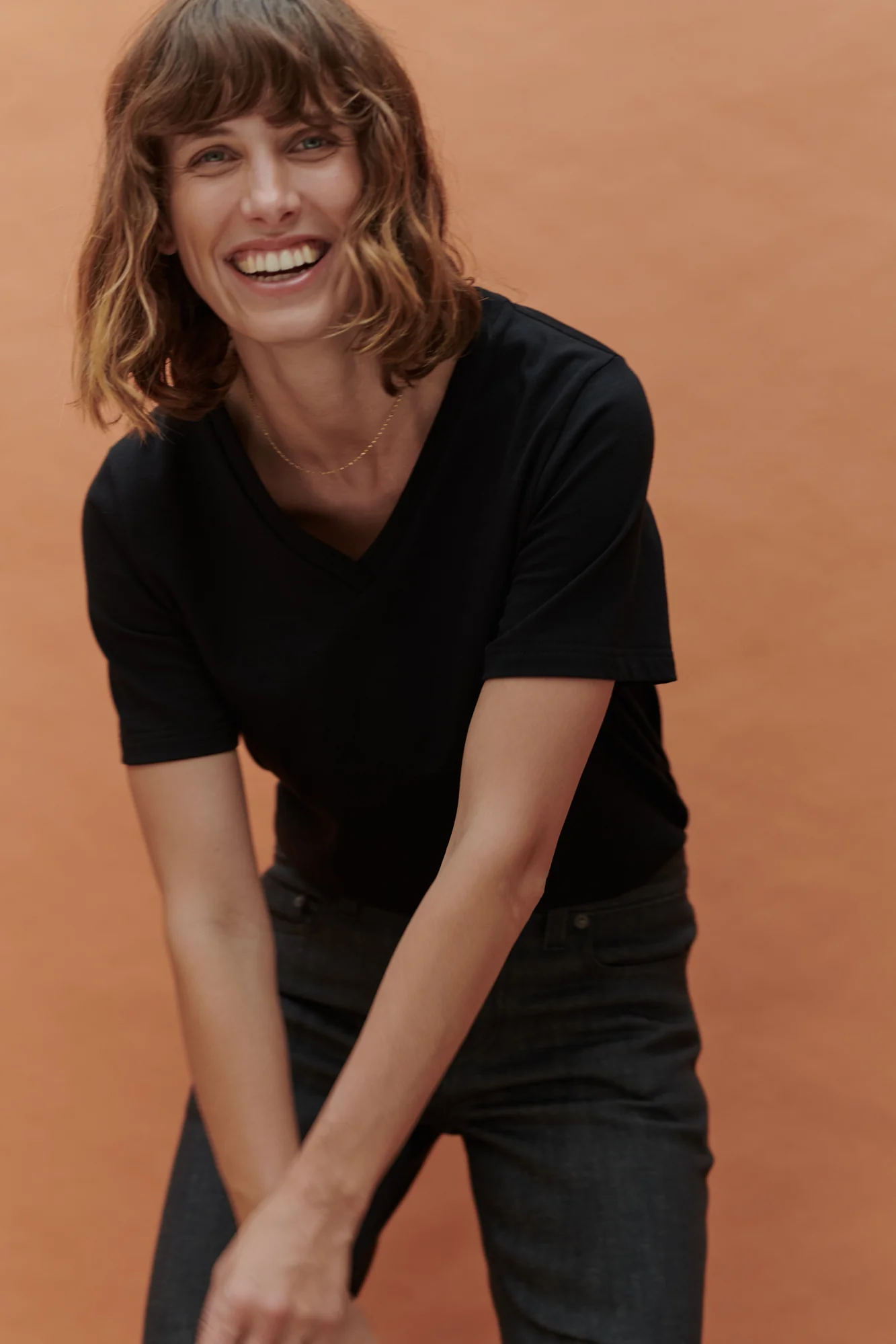 Women's Short Sleeve V-Neck T Shirt - Black