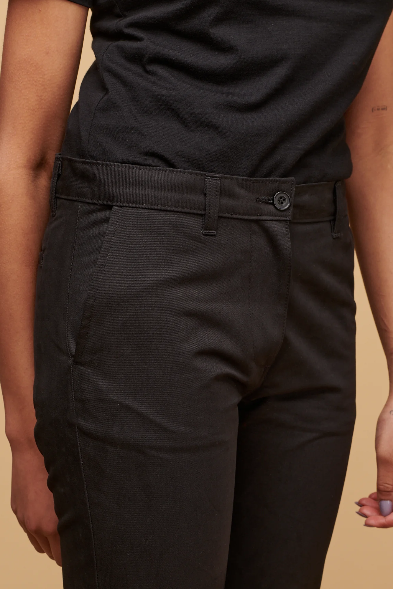 Women's Heavyweight Slim Chino - Black - Image 5