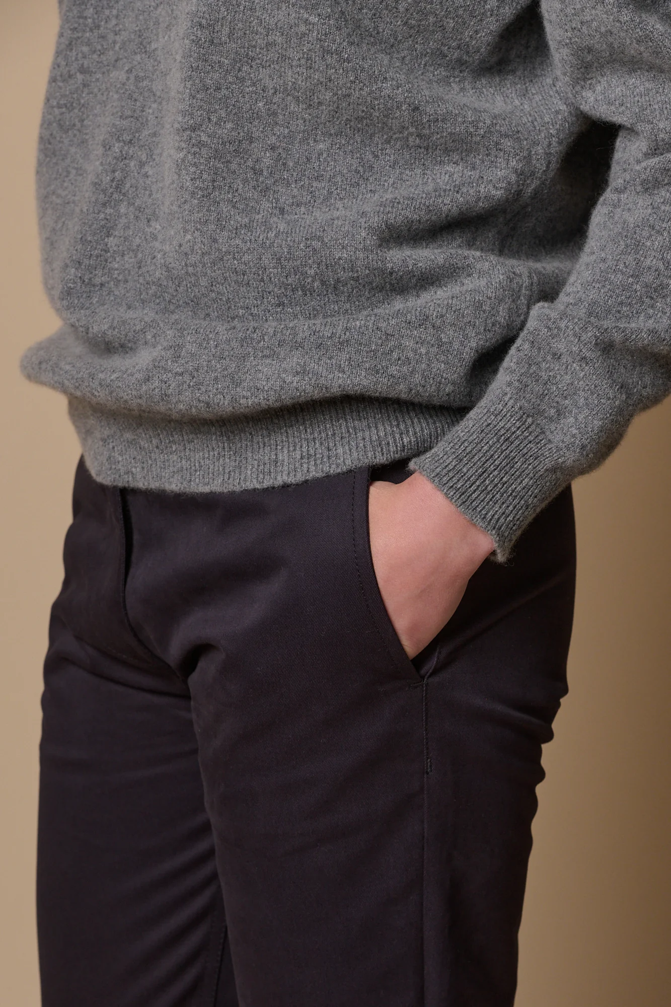Women's Heavyweight Slim Chino - Navy - Image 6