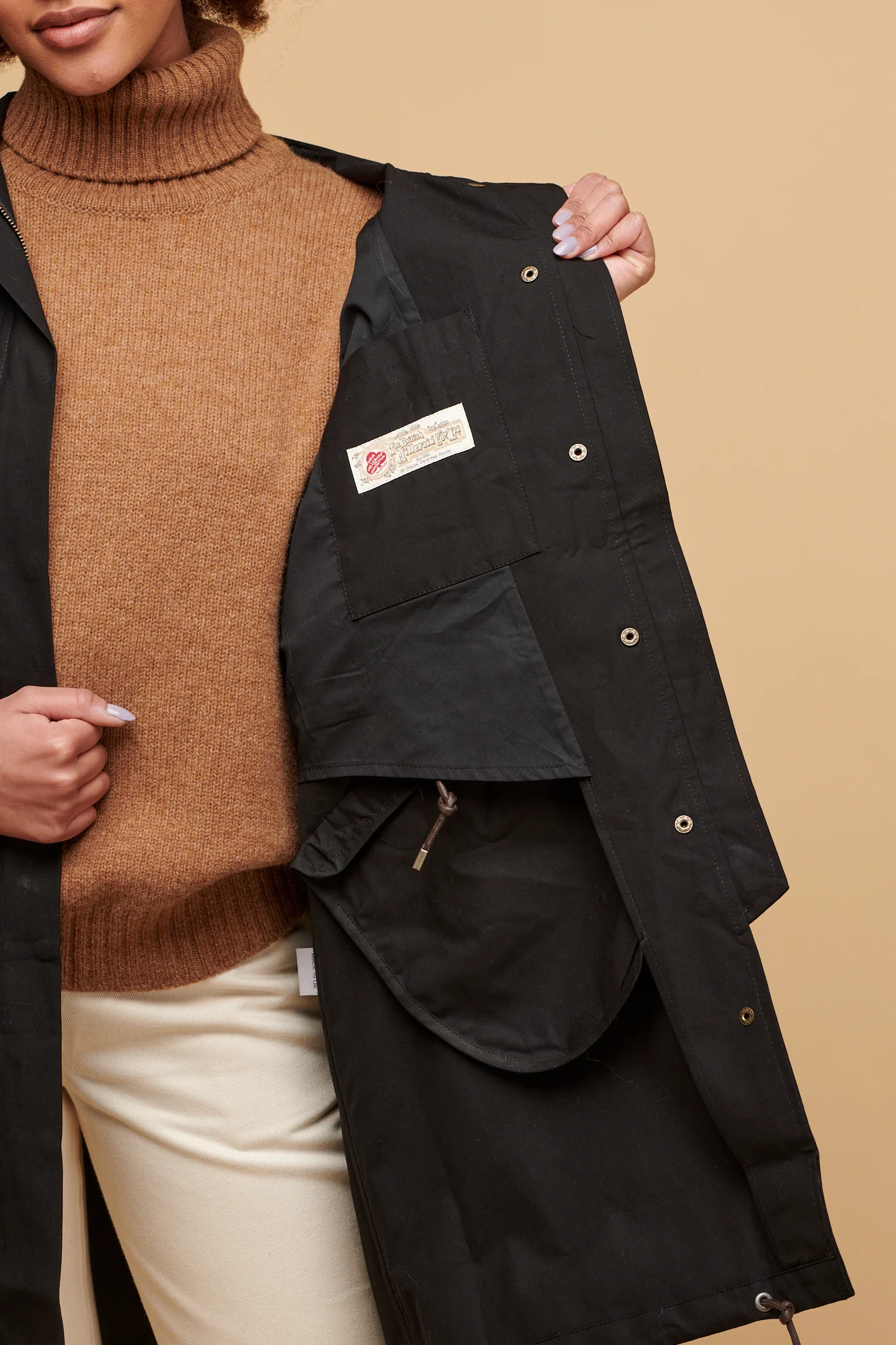 Women's Long Parka - Black - Image 4