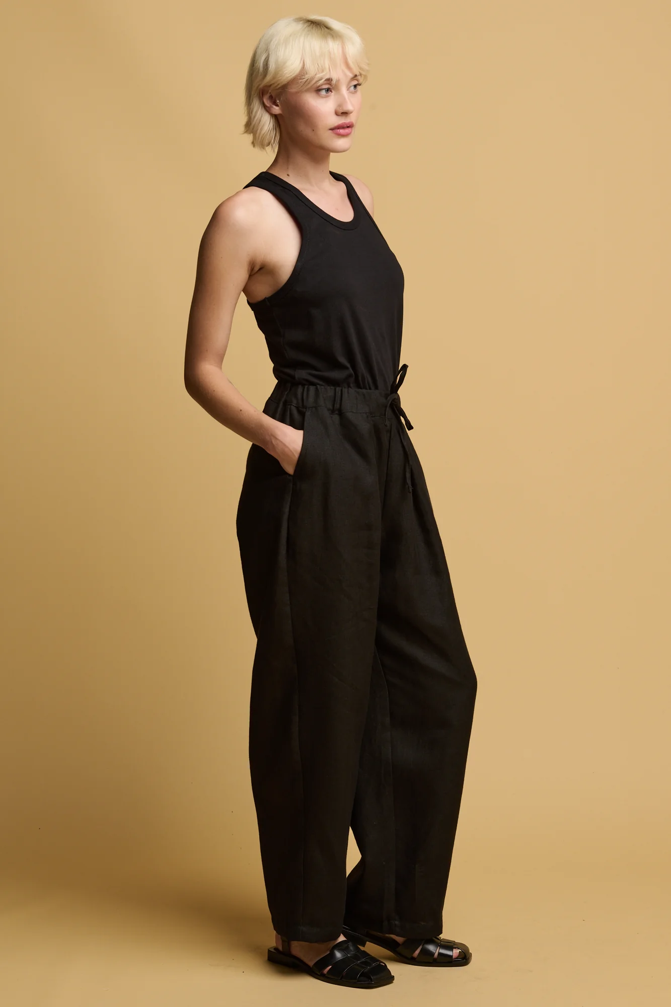 Women's Lorna Elasticated Waist Linen Trouser - Black