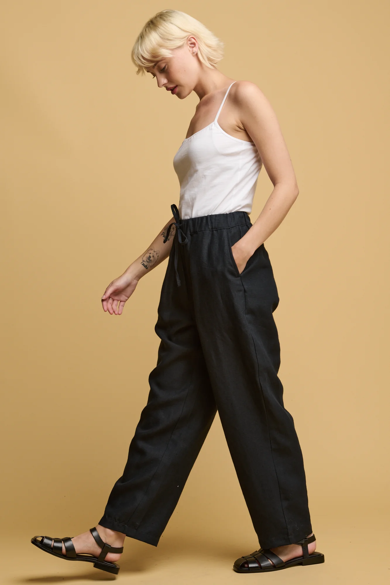 Women's Lorna Elasticated Waist Linen Trouser - Navy - Image 4
