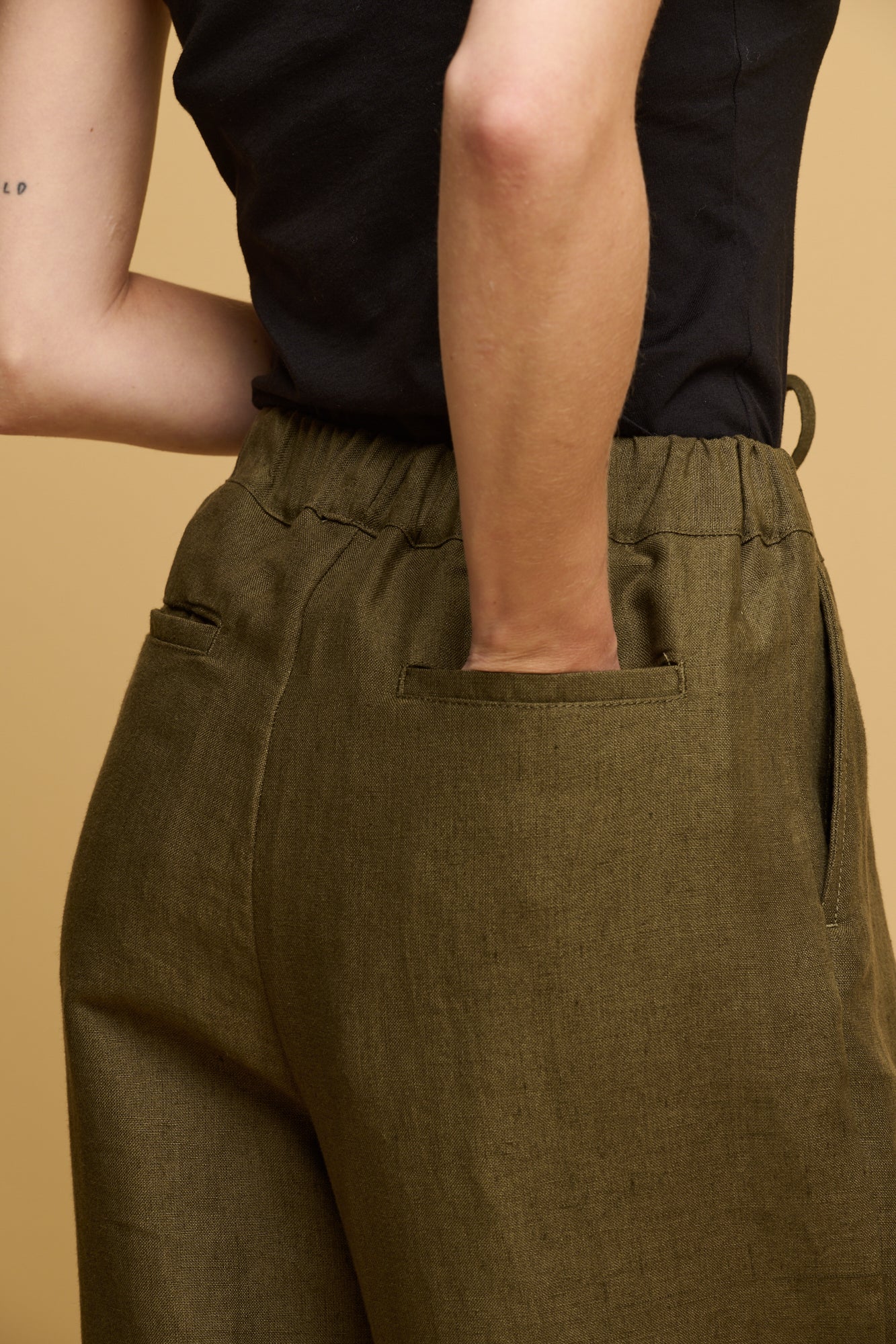 Women's Lorna Elasticated Waist Linen Trouser - Olive - Image 4
