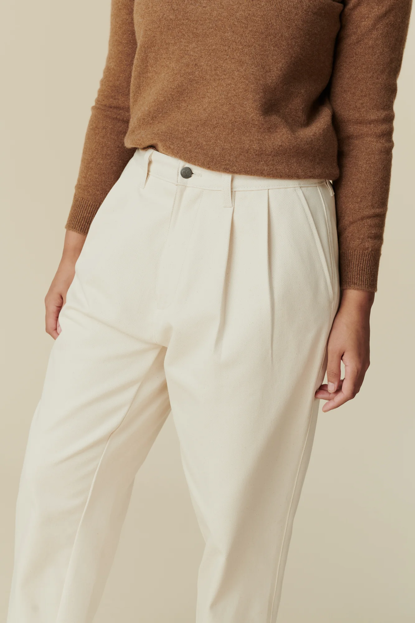 Women's Pleated Jeans - Ecru - Image 4