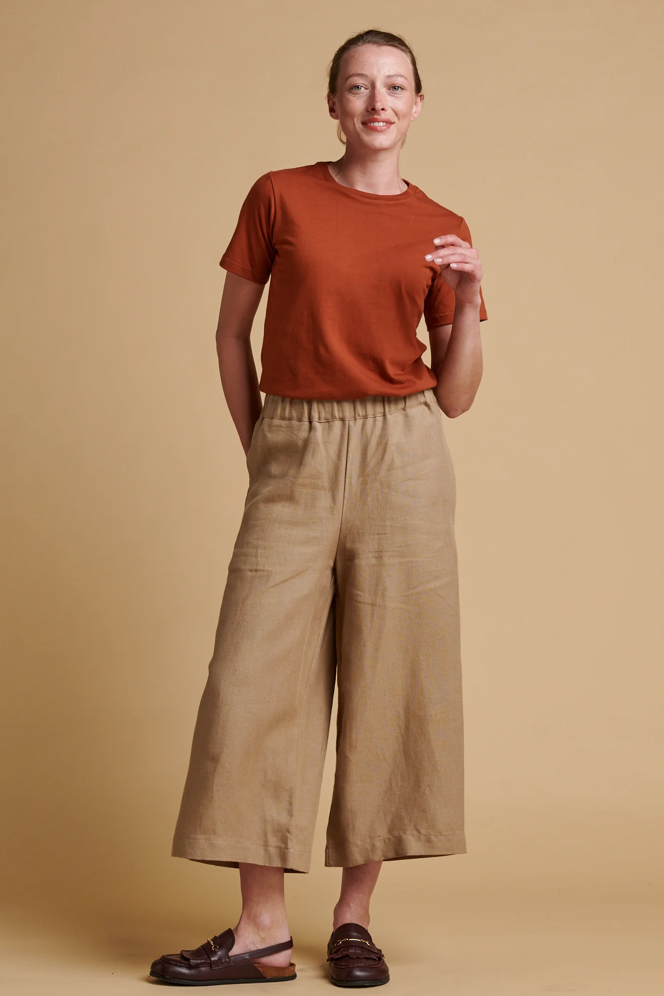 Women's Short PJ Trousers - Truffle Linen - Image 3