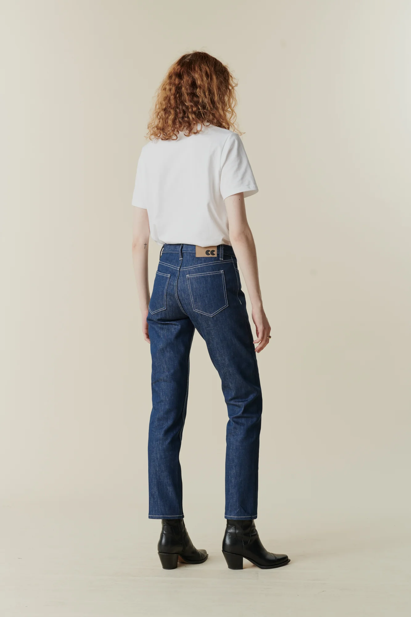 Women's Straight Leg Mid Rise Denim Jeans - Blue - Image 7